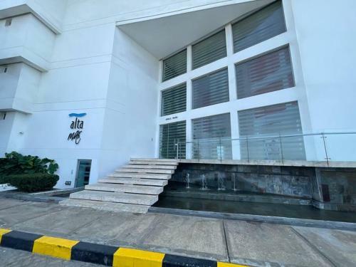 Front Beach Apartapartment