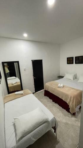 Hostal Hostel M&h