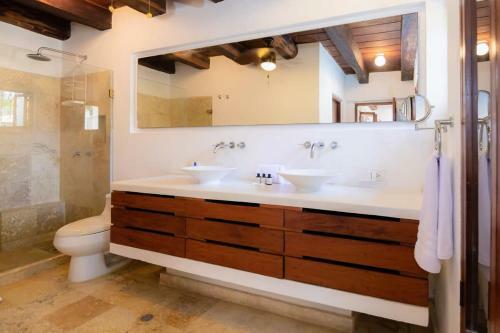 Vibrant House 5br With Pool In Cartagena