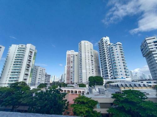 Vista Al Mar En Zona de Lujo Apartamento