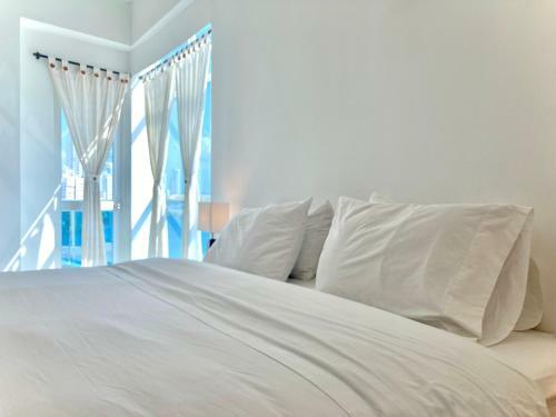 Stunning 2br Apartment With Terrace In El Laguito