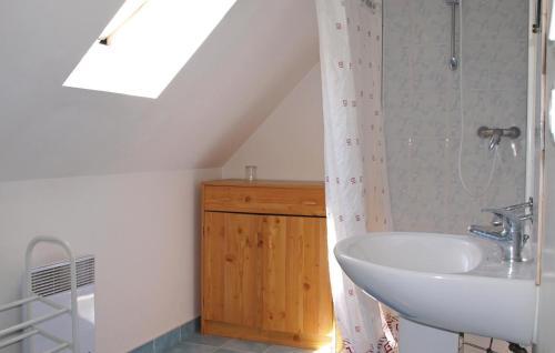 Holiday Home Pleubian 51