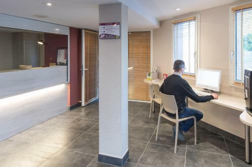 Hotel Logis H�tel Astr�a