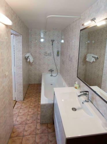 Hotel H�tel Le Divona