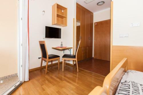 Hostal B&B Pansion Vago