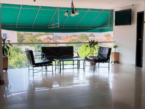 Hotel Bazurto Plaza