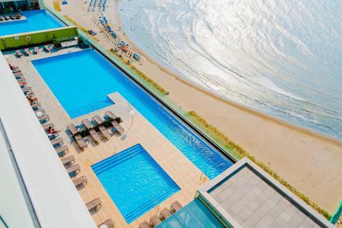 Apartamento Edificio H2 En Bocagrande Frente Al Mar
