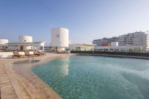 Apartamento Luxury 3br Apto. Salida A Playa Piscina Jacuzzi