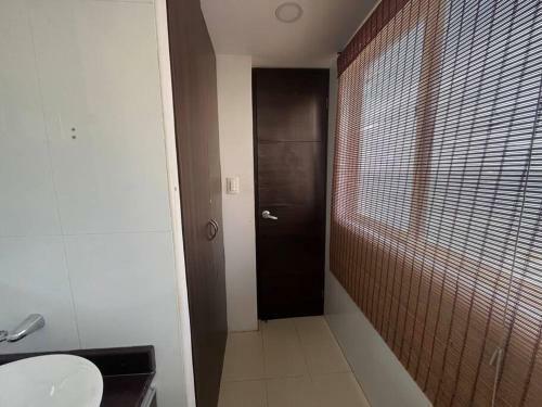 Apartamento Cozy Beachfront Apt Great Views & Pool
