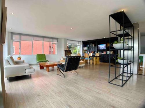 Luxurious Apartment For A Family Or Company
