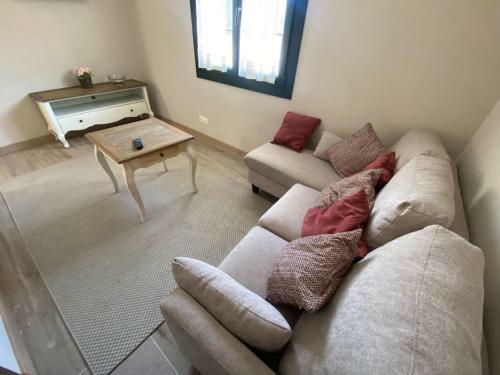 Apartamento Casa En Montealegre Reformada Y Acogedora (Wifi)