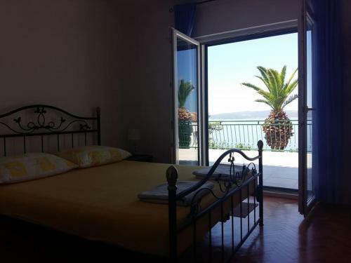 Apartments Tri Palme