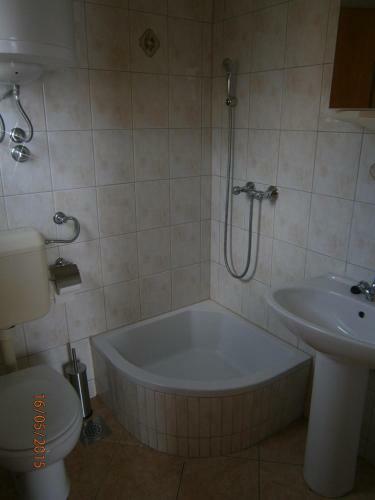 Apartments Tri Palme