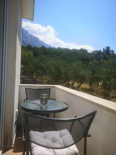 Apartments Tri Palme