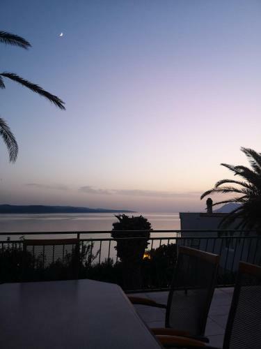 Apartments Tri Palme