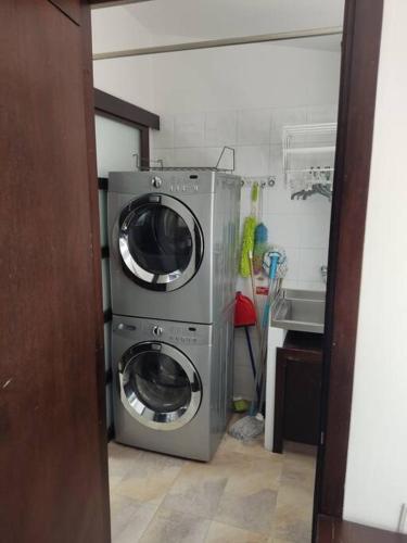 Apartamento Penthouse Poblado, Cerca Provenza Y Lleras Park.