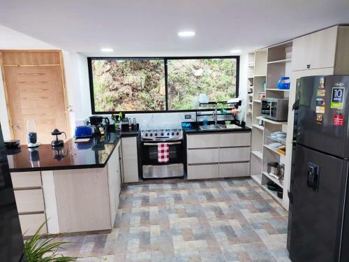 Hostal Paradise In Envigado- New York Room