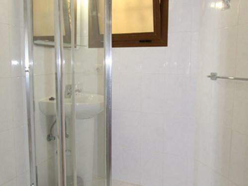 Villa Moravit, 3 Dormitorios, 6 Personas - Es-216-21