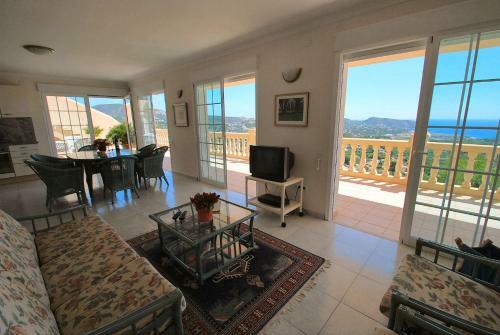 Seaview Whole Villa