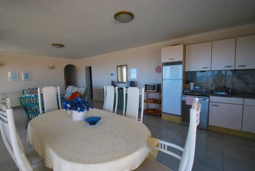 Seaview Whole Villa