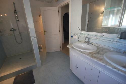 Seaview Whole Villa