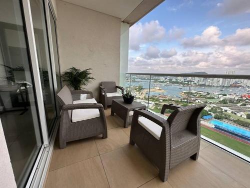Apartamento Edificio H2 Cartagena 1603
