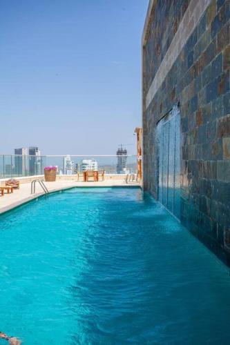 29th Floor Beachfront Apartment In Bocagrande!