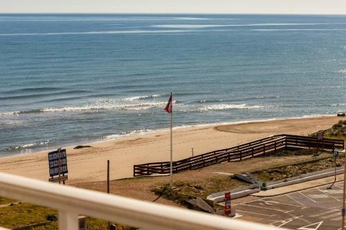 Beachfront Apartment 30min From Valencia