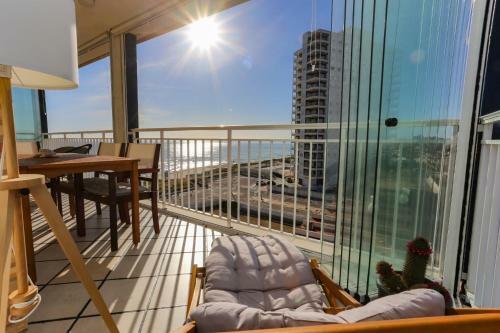 Beachfront Apartment 30min From Valencia