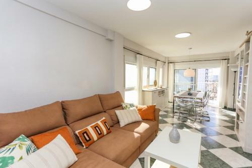 Beachfront Apartment 30min From Valencia