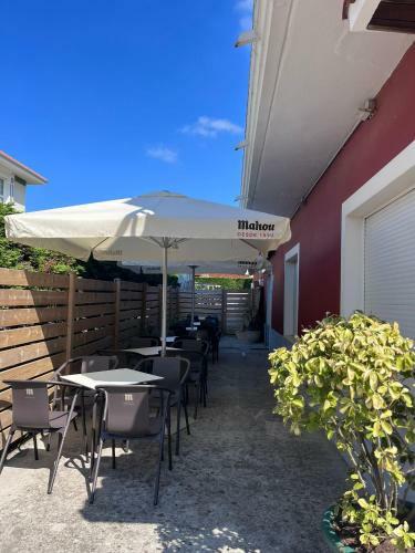Hostal Hoster�a Somo