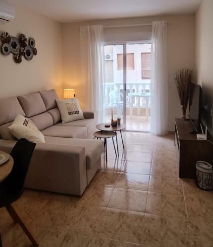 Pmt14 - City Apartment By The Beach With Pool