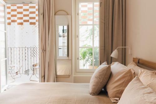 Hotel Pl�cido Y Grata