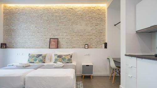 Dolium Apartments