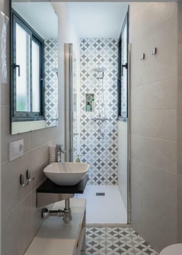 Dolium Apartments
