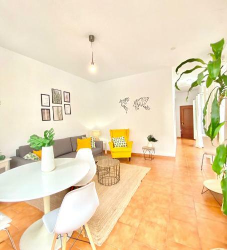 Apartamento Comfortable Studio Old Town, Parking Optional