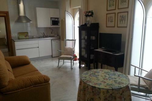 Apartamento Cl�sico, Cerca A Jardines De Murillo