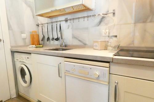 Luxury Apartment Arenal 6 Pax, Parking Optional