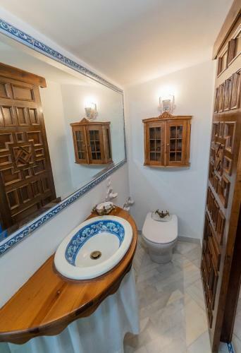 Suay Apartments