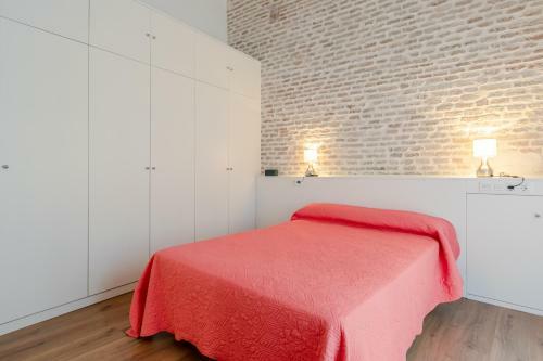 Honeymoon Apartment