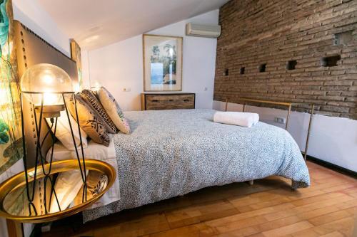 Apartamento 3 Dormitorios En Calle San Vicente.
