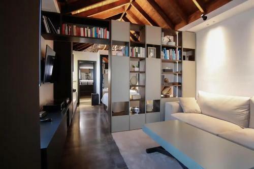 Komodo Gran Poder - Penthouse With Private Pool And Cozy Twin Bedroom Central Apartment