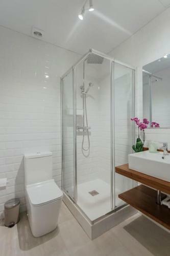 Komodo Gran Poder - Penthouse With Private Pool And Cozy Twin Bedroom Central Apartment