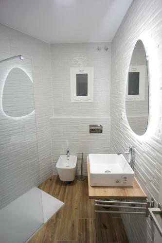 Rentalsevilla Espacioso Y Acogegor Apartamento De 3 Dormitorios