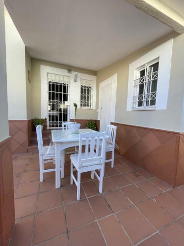 Agradable Casa Independiente Con Piscina