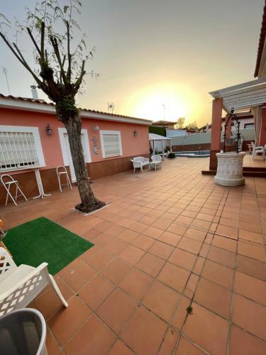 Agradable Casa Independiente Con Piscina