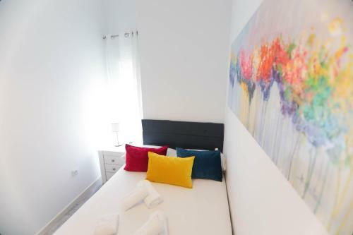 Rentalsevilla Apartamento De 3 Dormitorios En Triana