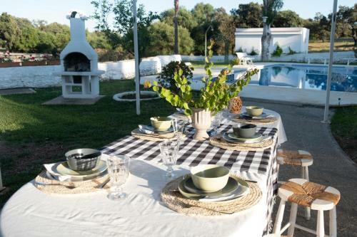 Agradable Villa Con Piscina