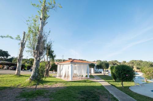 Agradable Villa Con Piscina