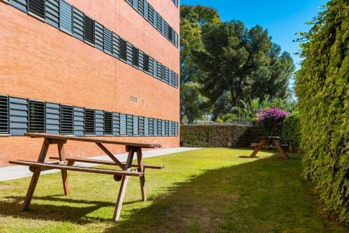 Albergue Micampus Estanislao Del Campo, Students Residence